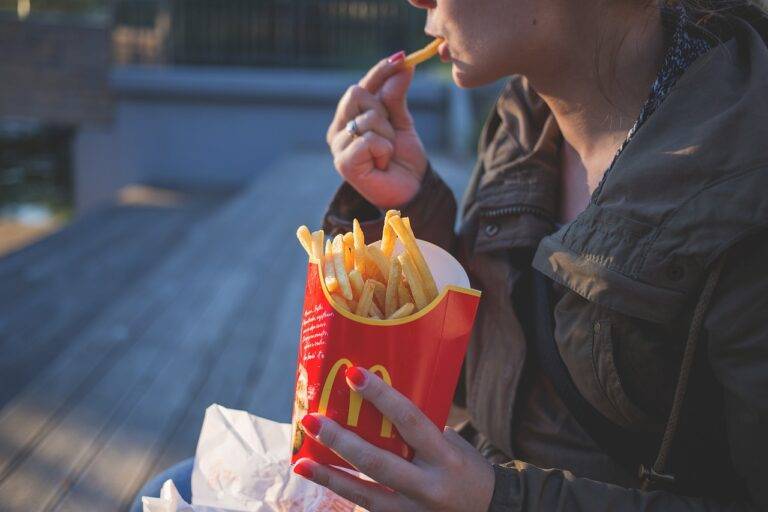 Unveiling the Science of Fast Food Cravings